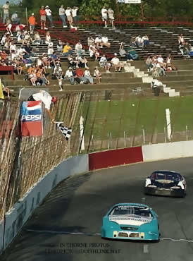 Racing Photos from Hickory Motor Speedway by Kevin Thorne