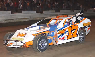Chris Moore rolled on in the modified division (Photo by Phil Bowden)